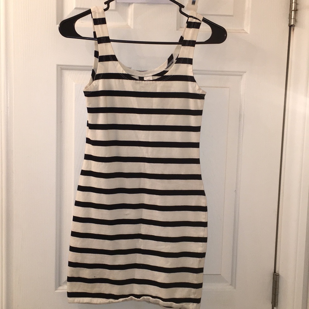 STRIPED BODYCON DRESS